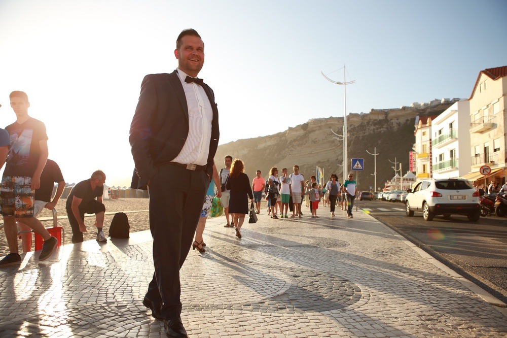 Braeutigam auf den Strassen Portugals, Hochzeitsfotograf Aachen